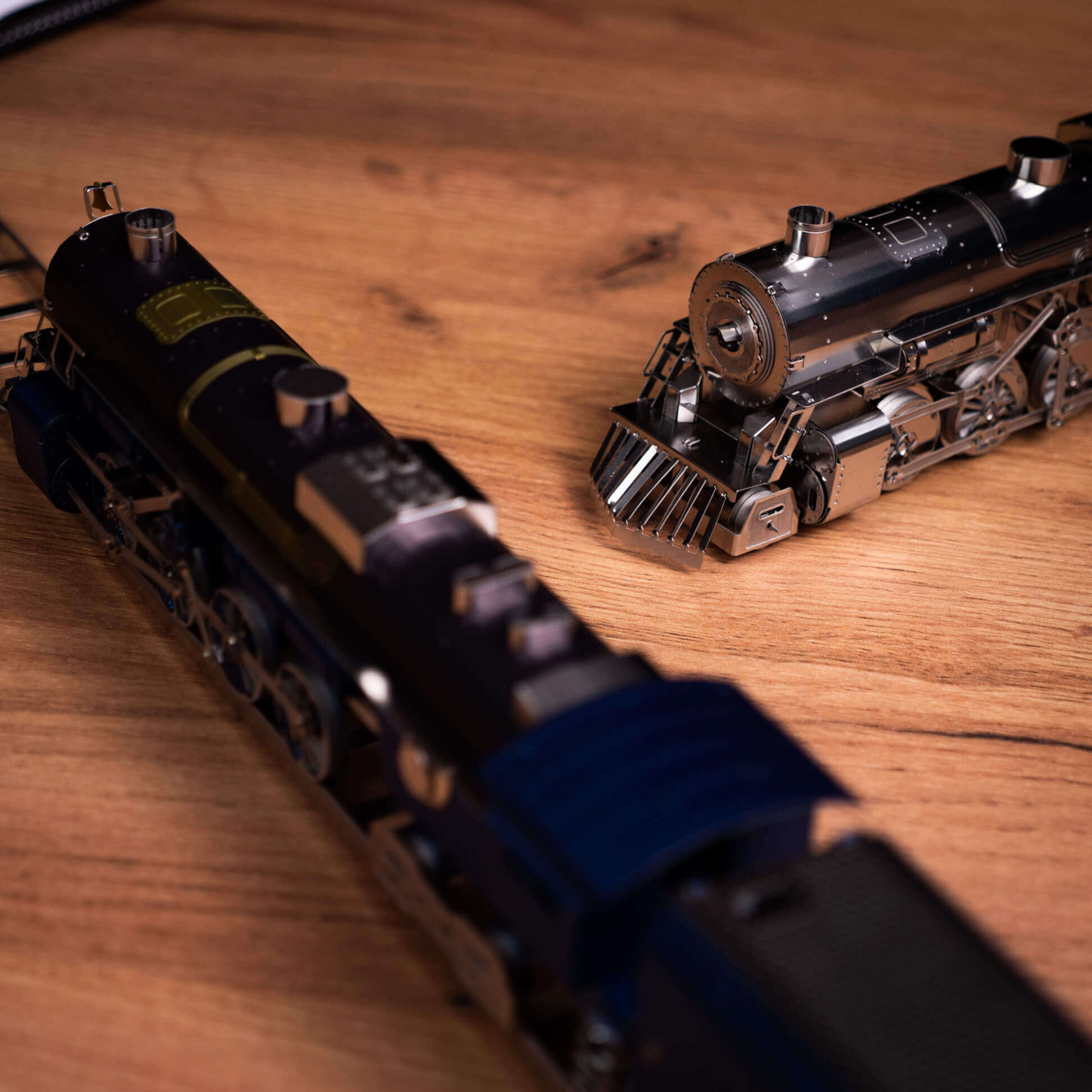 POLAR STEEL Magic Express color version