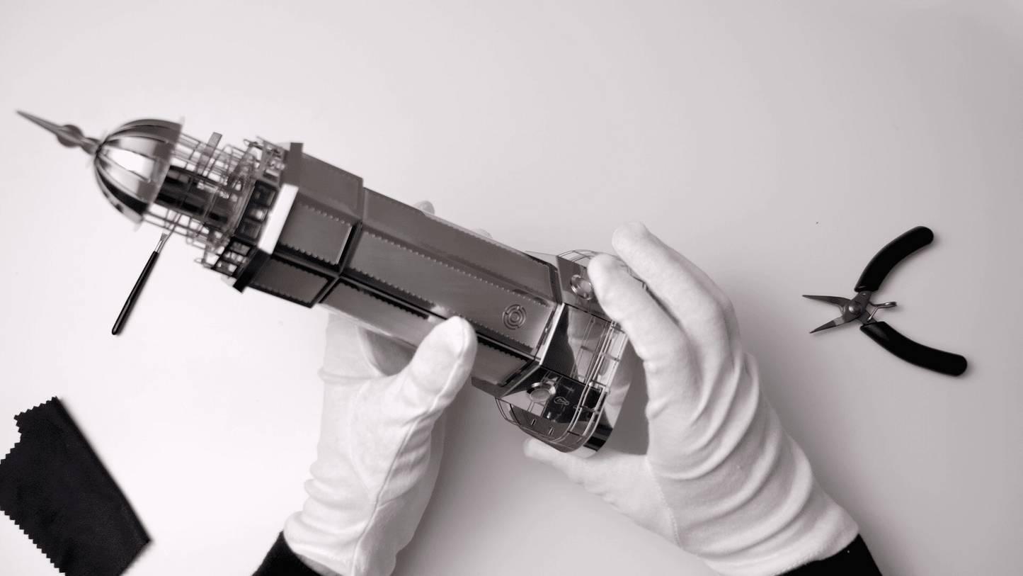 SAILOR'S COMPANION LIGHTHOUSE